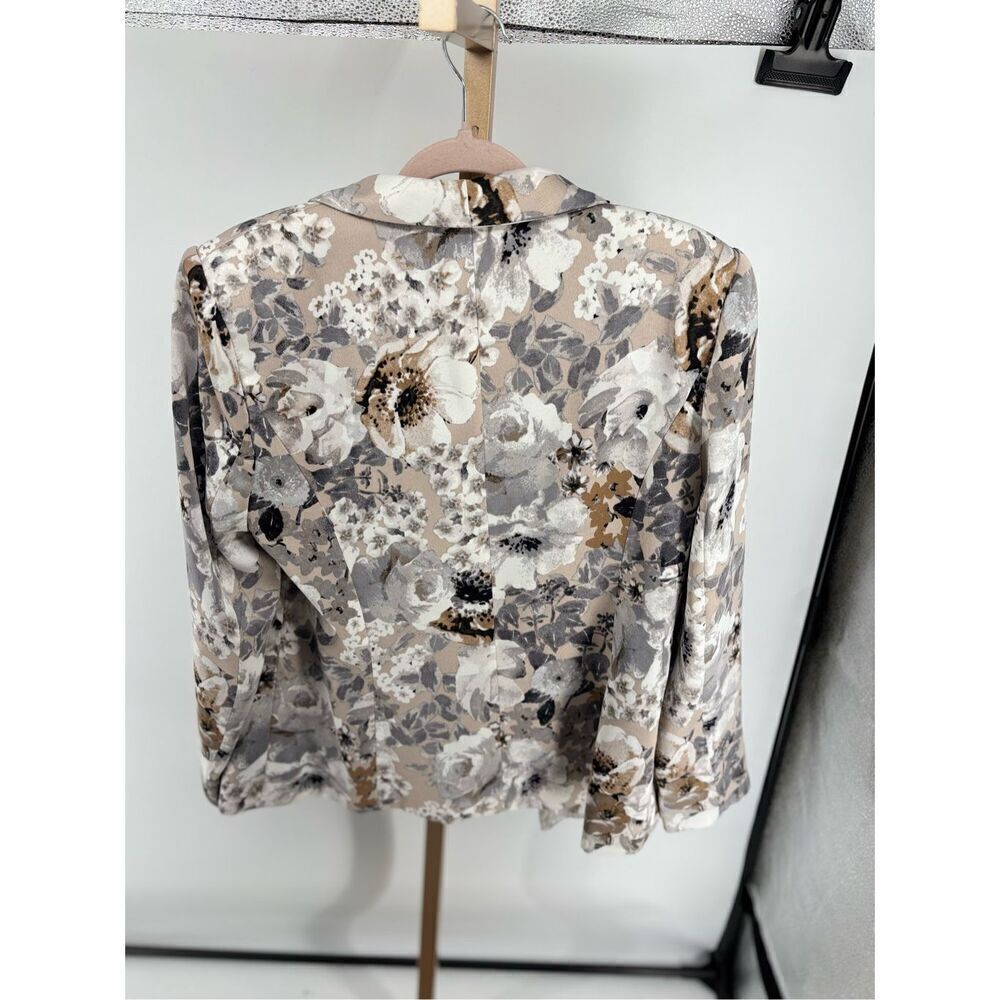 Calvin Klein Floral Print Open Front Blazer Women's Size 14 Gray White Black - Picture 9 of 13